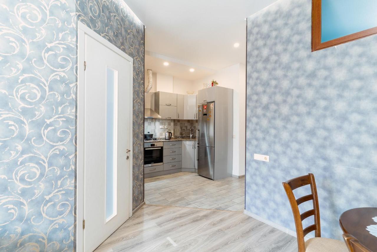 Nice Batumi Apartment Ngoại thất bức ảnh