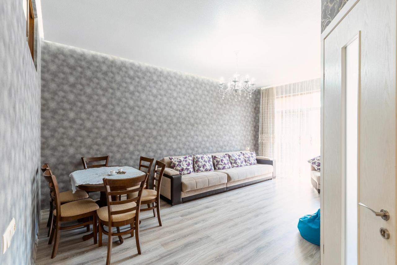 Nice Batumi Apartment Ngoại thất bức ảnh